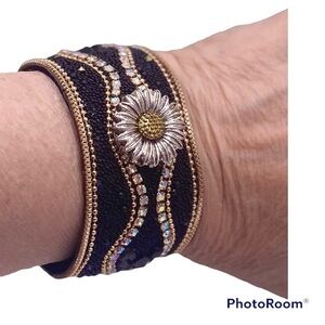 Black & Gold Beaded Bracelet Snap Jewelry & 18mm Metal Sunflower Ginger Snap NWT